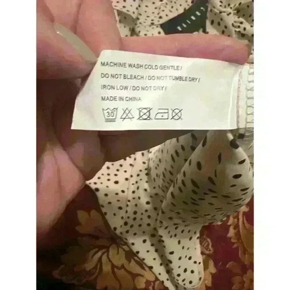 ACONIYA Casual Ruffled V Neck Chiffon Short Sleeve Top Blouse NWT Size S - Picture 10 of 10